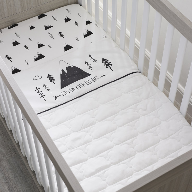 Cot Bed Quilt - Mono Mountains