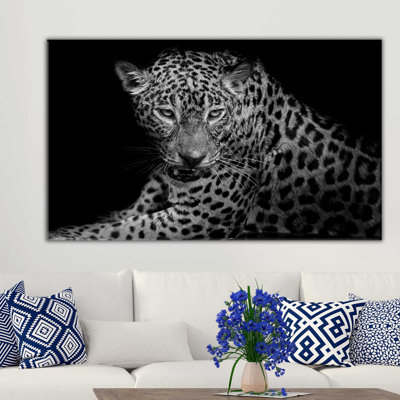 " Cheetah Silhouette "