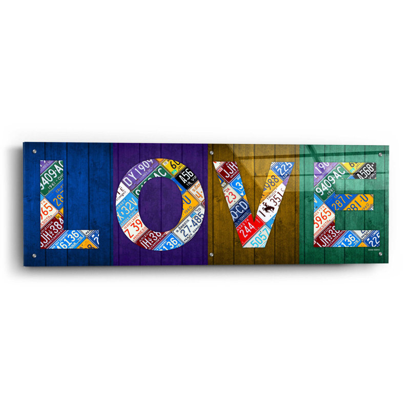 «Love on plastique / acrylique» par Design Turnpike, art textuel, H 16 po x l 48 po x P 0,2 po