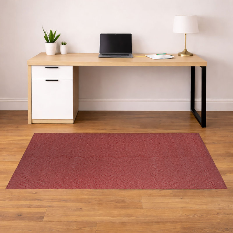 Tapis de bureau léger Chevy, L 36 po x P 24 po, Rouge canneberge