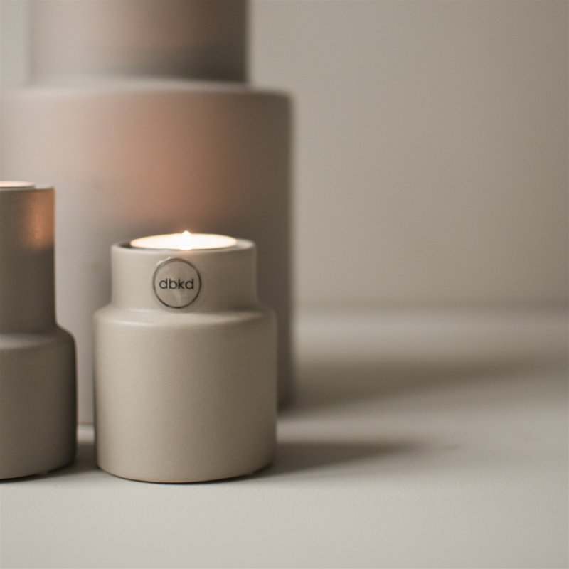 OBLONG CANDLE Fonte, H 3,15 po x l 2,36 po x P 2,36 po, Blanc