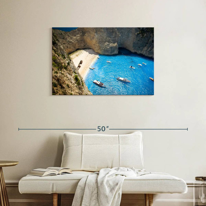 Vue aérienne de la plage de Navagio