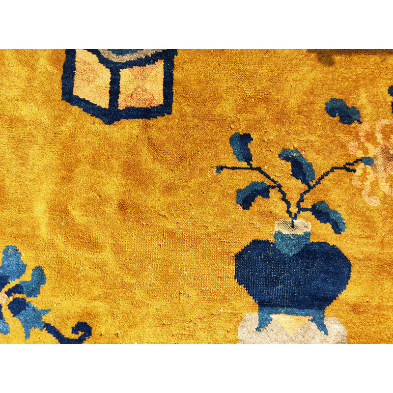 Hand Knotted Wool Floral Area Rug