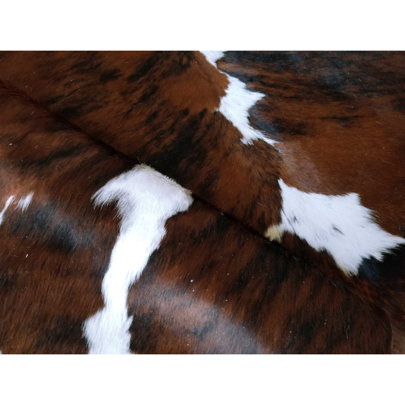 Guthridge Tricolor Cowhide Patchwork Rug – Genuine Leather Area Rug, Cowhide 6' x 7'
