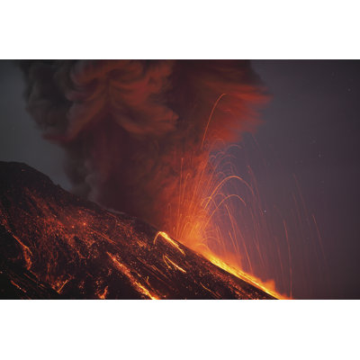 Colo Colo Sakurajima, Kagoshima, Japan - Wrapped Canvas Print