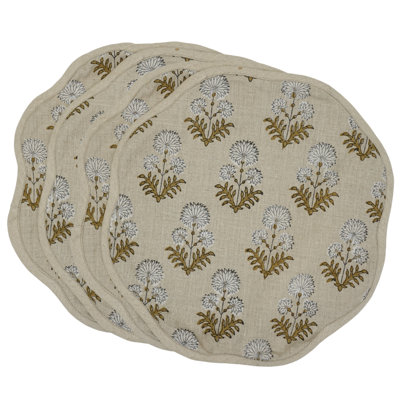 Fabdivine 15"Elegant Scallop Trim Placemats - Rishi