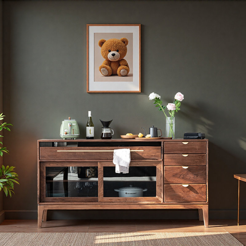Cabine simple et spacieuse, 35.43" H x 70.87" W x 16.54" D