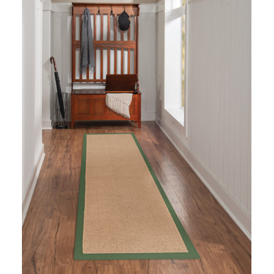 Tapis berbère beige foncé fait à la main avec bordure en coton vert fait à la main Nannette