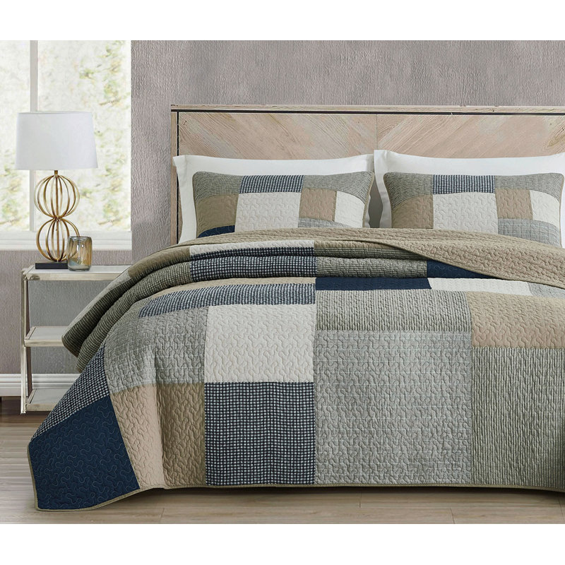 Addy Cotton Patchwork Quilt Set, Queen Quilt + 2 Standard Shams