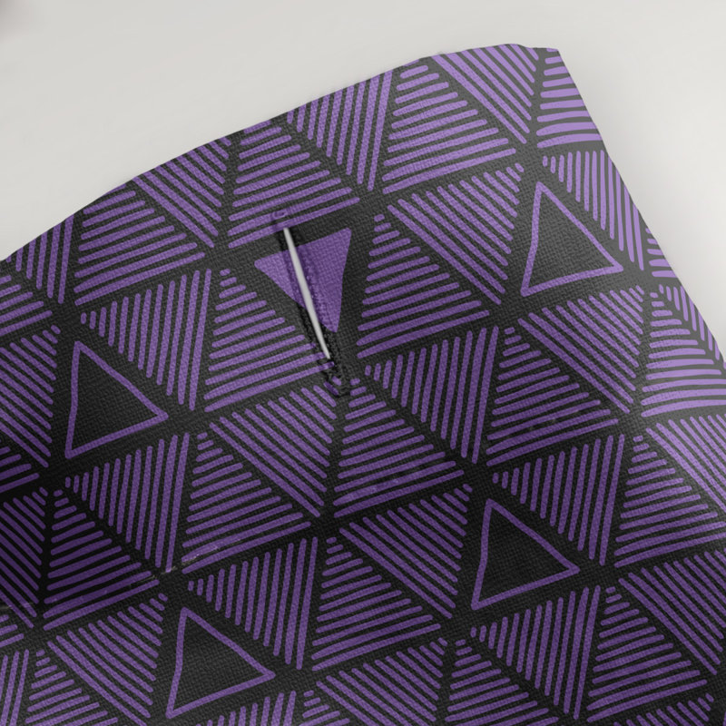 Rideau de douche simple à triangles à main classique Patricia Geoffrey, Mauve / Noir