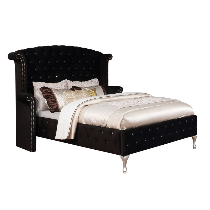 Deskins Piece Bedroom Set