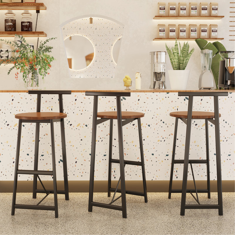 Ensemble de 3 tabourets de bar, hauteur comptoir. Noir et brun noyer Siège ergonomique confortable. Fabrication en métal, capacité de 220 lb. Polyvalent pour plusieurs environnements. Design moderne. Assemblage facile de 3 pièces