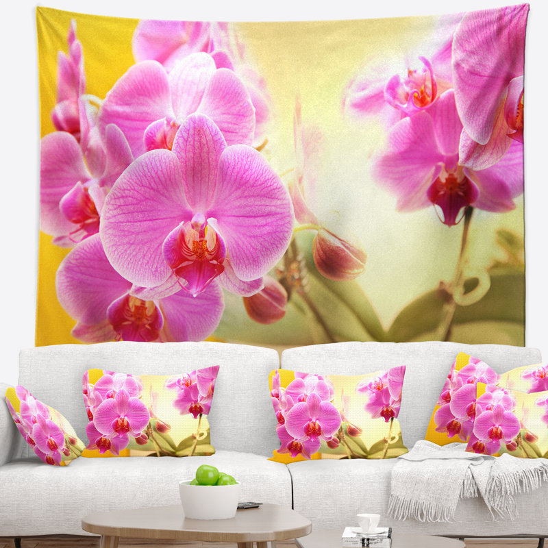 Tapisserie fleurie d’orchidées florales, H 32 po x l 39 po