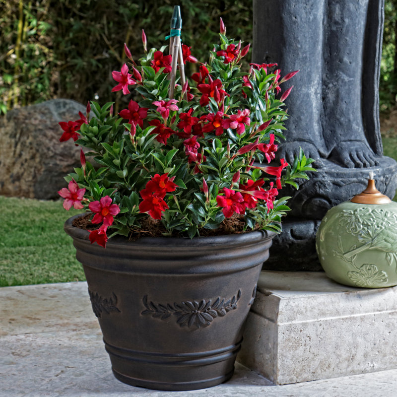 Pot à fleurs d'extérieur rond en polyrésine 13 po x 9,75 po - Fast, 1