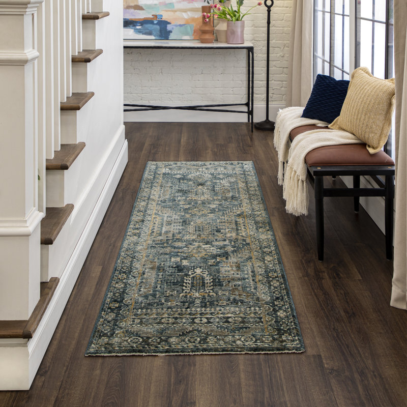 Karamar Southwestern Indoor Rug, Runner 2'7" x 7'3"