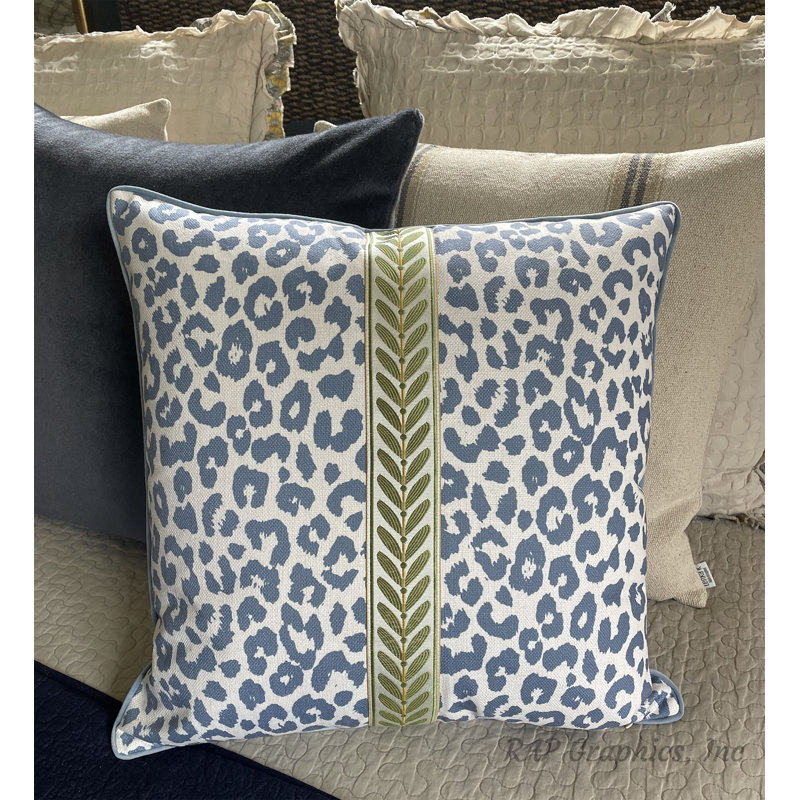 Mineral Blue Animale Pillow Cover And Insert