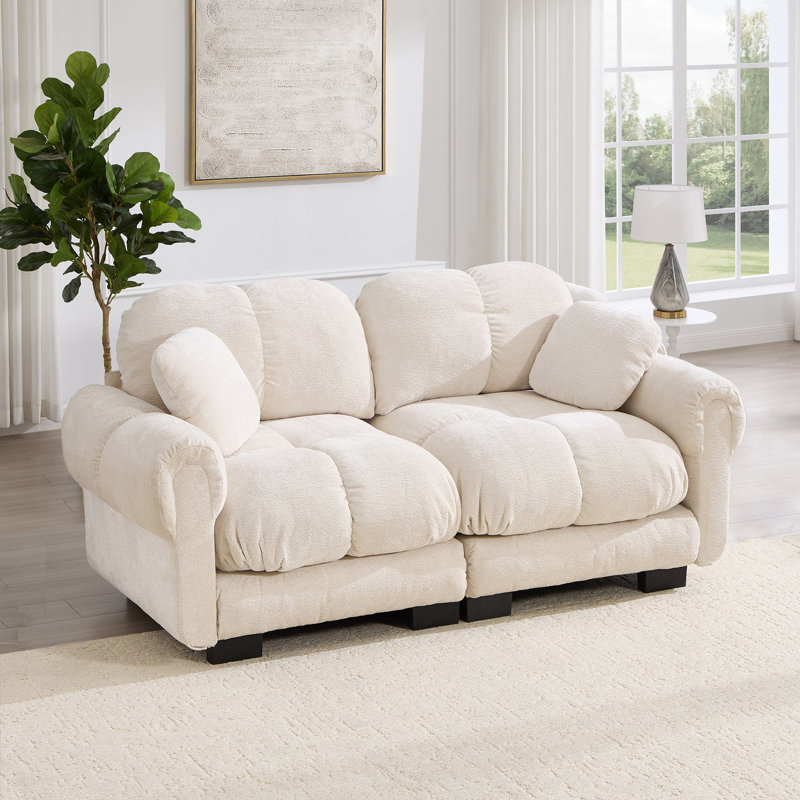 CanapÃ© deux places modulaire Fairmont Â« Cloud Â» en chenille matelassÃ©e de 193 cm avec coussins dÃ©coratifs, Crème