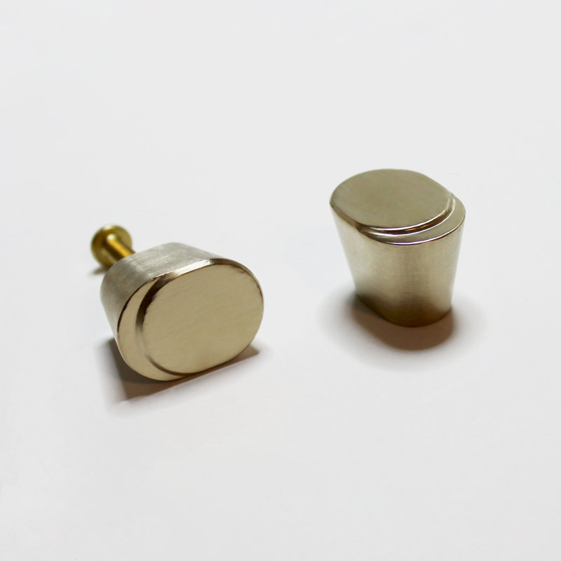 Lunar Eclipse Oval Knob, Polished Brass