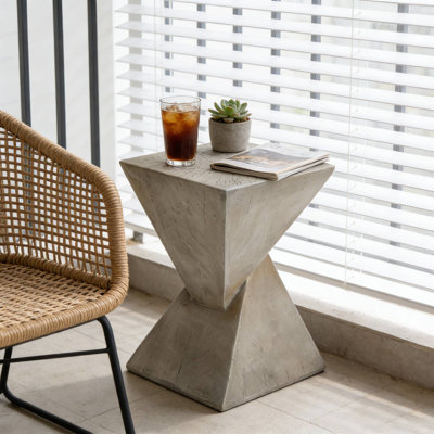 Modern Versatile Side Table For Living Room Drink Holding & Patio Leisure Use