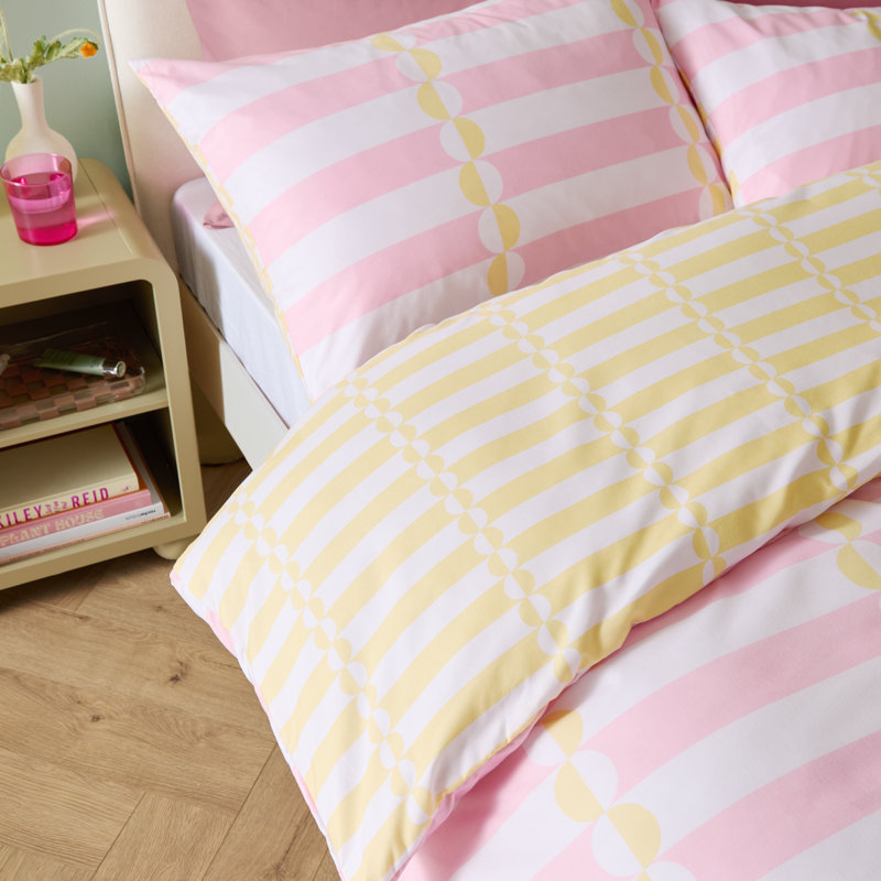Lottie Polyester Abstract Duvet Cover Set with Pillowcases Included, Pink/Yellow/White