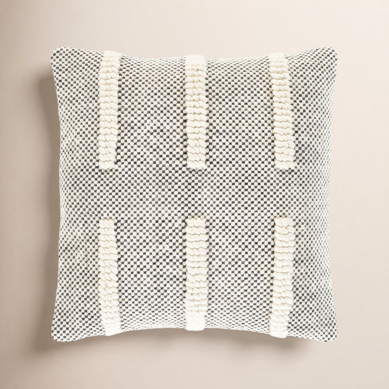 Coussin Sefarina, H 20 po x l 22 po, Duvet