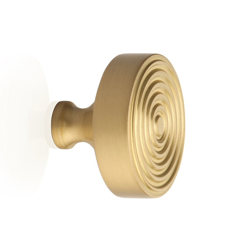 Poignée ronde Zara de 1 1/2 po de diamètre, Laiton brossé, H 1,26 po x l 1,25 po x P 1,25 po