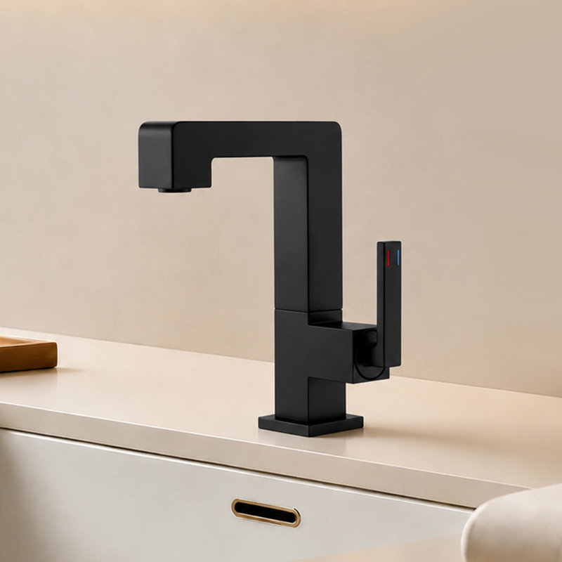Single-Hole Single-Handle Bathroom Faucet, Matte Black