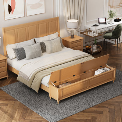 Lit avec banquette de rangement, cadre king en bois massif, chambre de style ferme moderne
