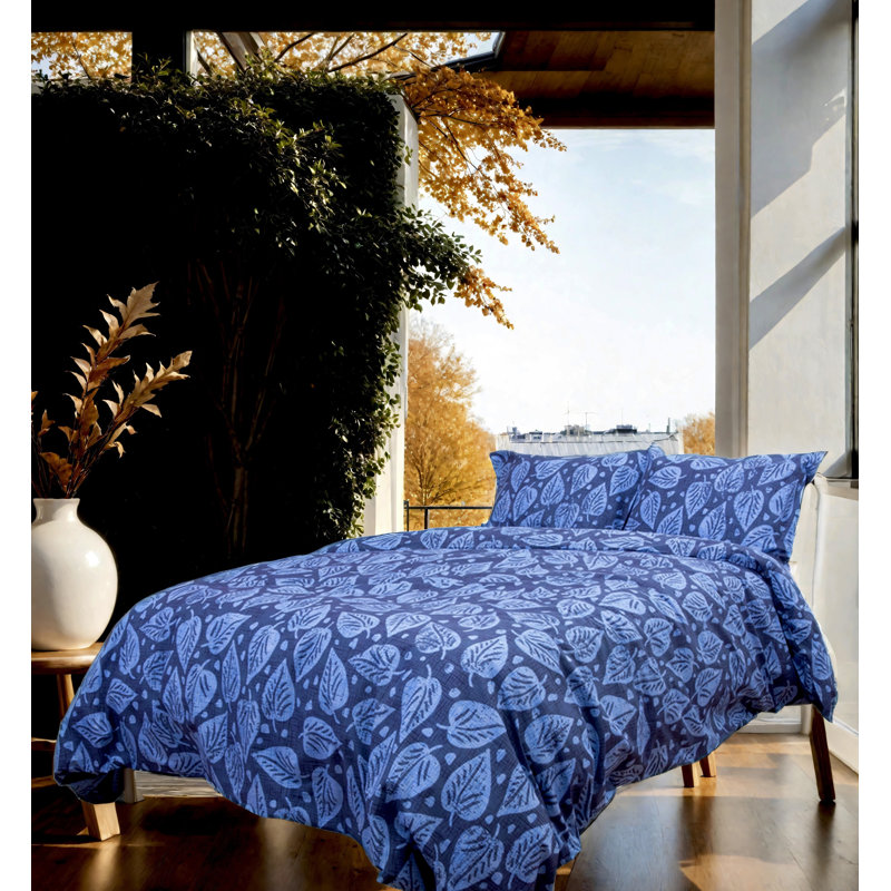 Etavonni Home Batik Leaf, Queen Comforter + 2 Standard Shams