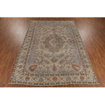 Distressed Floral Wool Traditional Area Rug 9x13