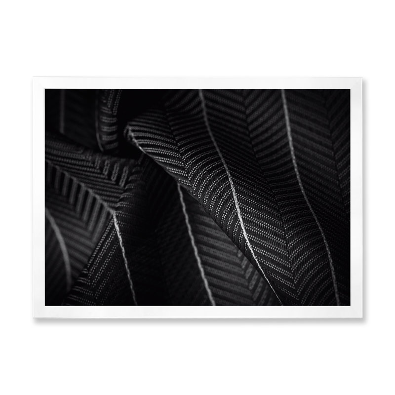 Tissu gris argenté en soie avec une fine rayure blanche - photographie sur toile, H 12 po x l 20 po x P 1 po