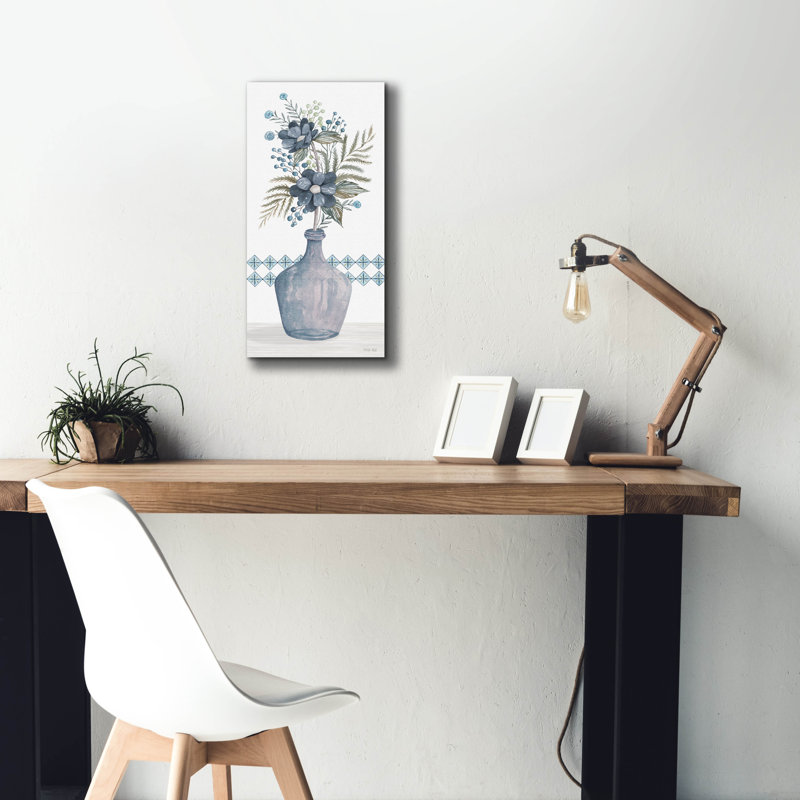 «Blue Poppies» par Cindy Jacobs, estampe numérique sur toile, H 24 po x l 12 po x P 0,75 po