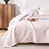 Motif floral rose est en rupture de stock
