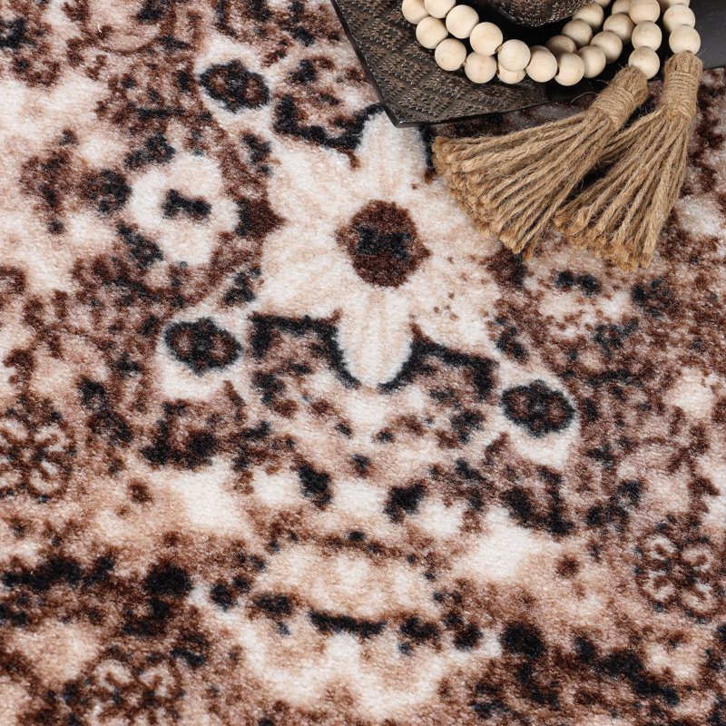 Myrick Oswell Medallion Bohemian Rustic 100% Nylon Indoor Area Rug, Runner 2'7" x 8'