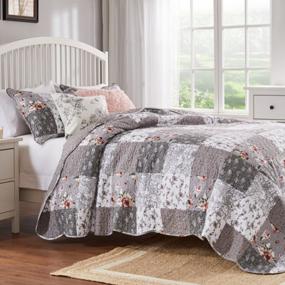 Greenland Home Fashions Giulia Multi 3-Piece Queen Size Quilt Set 90x90 + 20x26 (2)