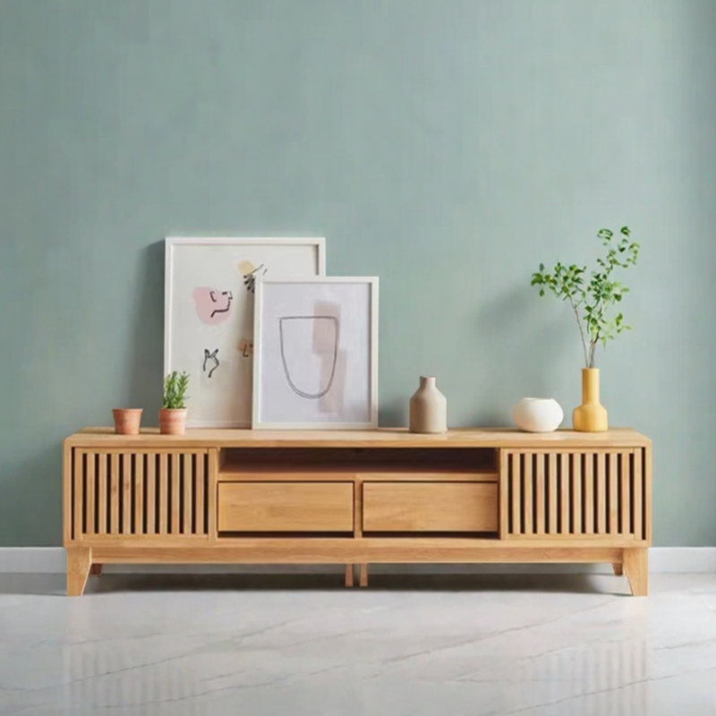Un meuble télé au design en bois, H 16,14 po x L 70,86 po x l 15,74 po