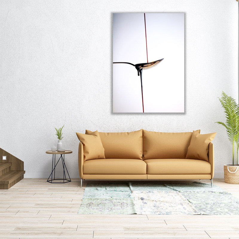 «Syrup Dripping Onto Spoon Black and White», reproduction d'art sur toile, H 60 po x l 45 po