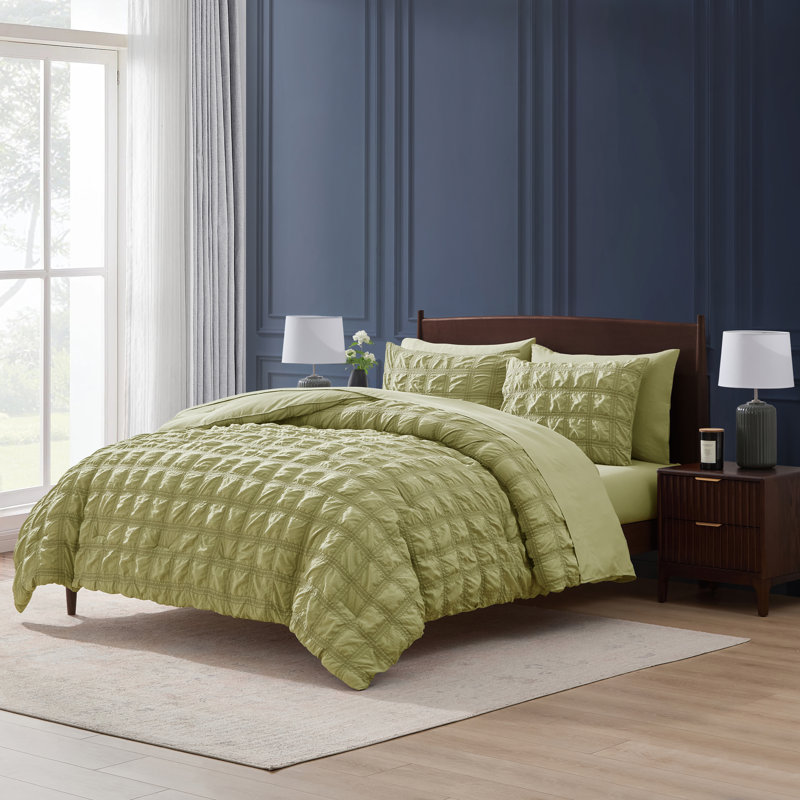 Bed in a Bag Seersucker Diamond Stitch 7 Piece Comforter Set, Olive Green, Queen