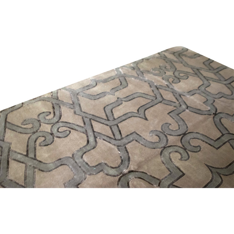 High-Quality Hand-Knotted Ivory Area Rug