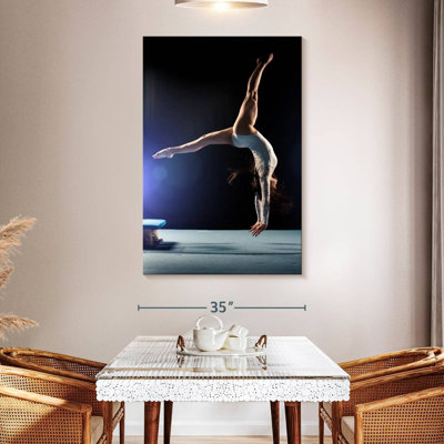 Sireci Gymnastic Stunt