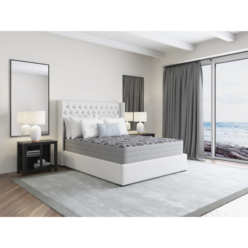 Matelas Cool Sleep 10" en mousse, format Queen, ferme et noyau HD pour un confort durable et un soulagement optimal.
