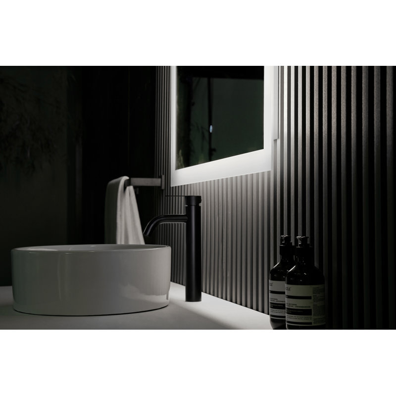  Miroir de salle de bain Volta, 32 po x 29 po