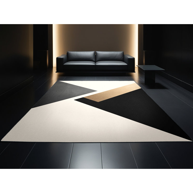 Machine Washable Arverne Minimalist Geometric Rug in Beige – Black Binding, 7x9