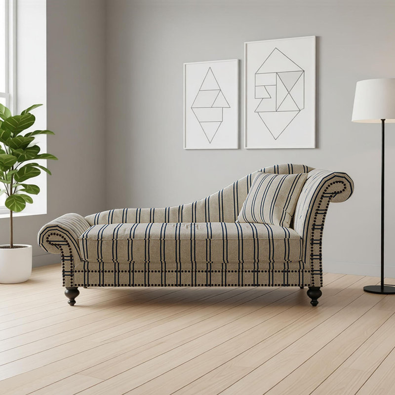 Chaise longue simple à rayures incurvées
