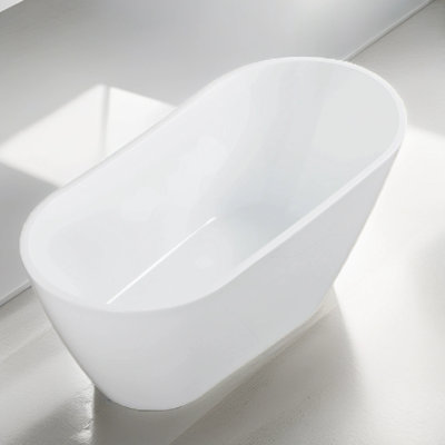 63'' x 31.51'' Freestanding Soaking Acrylic Bathtub