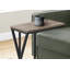 Table d'appoint en forme de C en taupe foncé aspect bois - Structure triangulaire asymétrique en métal noir (coulissante)-1046610768