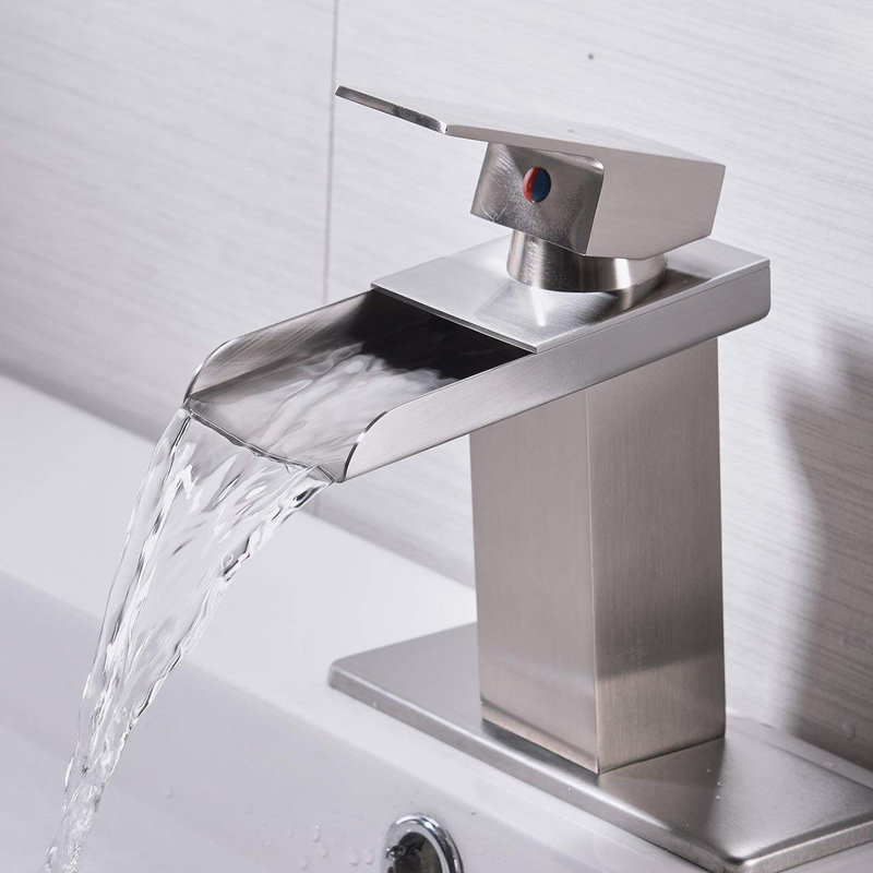 Single-handle Bathroom Faucet with Drain Assembly, Brushed Nickel
