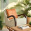 Chaise berçante moderne rembourrée-112384842