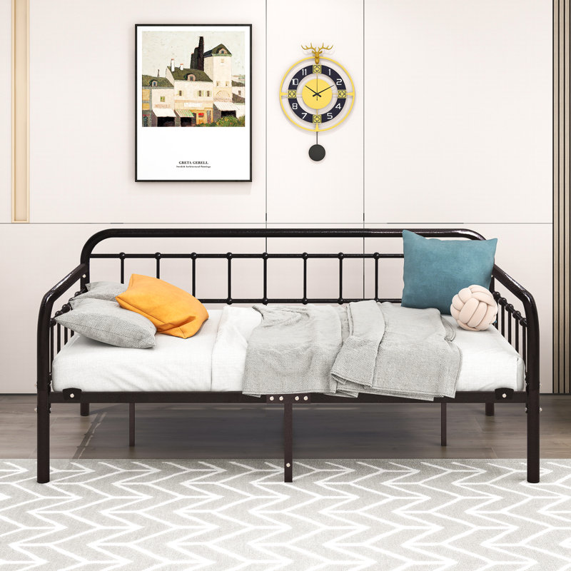 Daybed, Brown