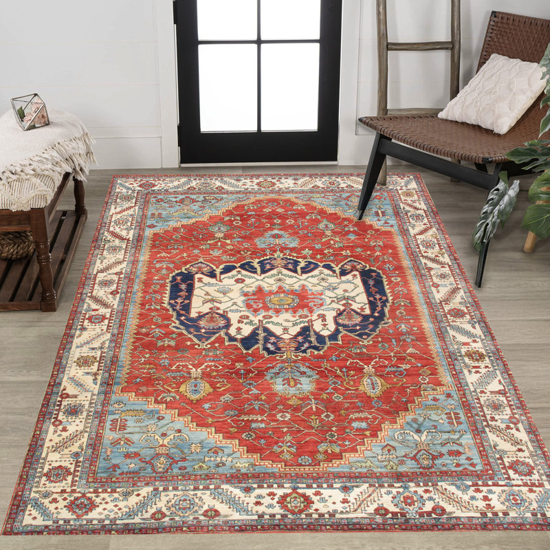 Serapi Hand-Knotted Rust Lamb's Wool Area Rug